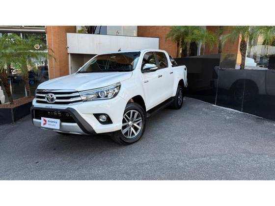 TOYOTA HILUX 2017