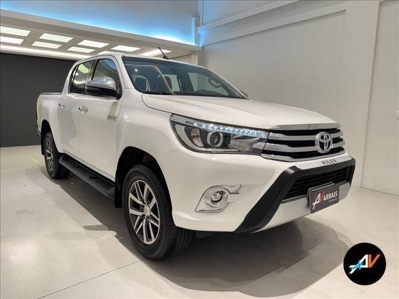 TOYOTA HILUX 2018