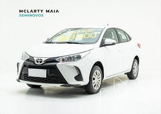 TOYOTA YARIS 2023