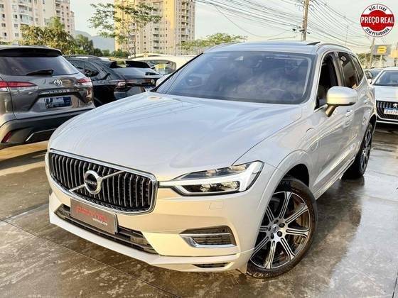VOLVO XC60 2021