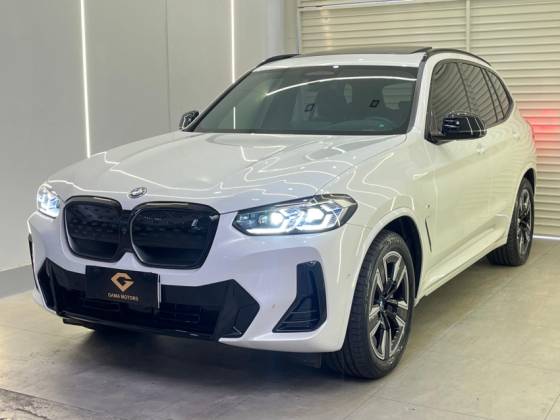 BMW iX3 2023