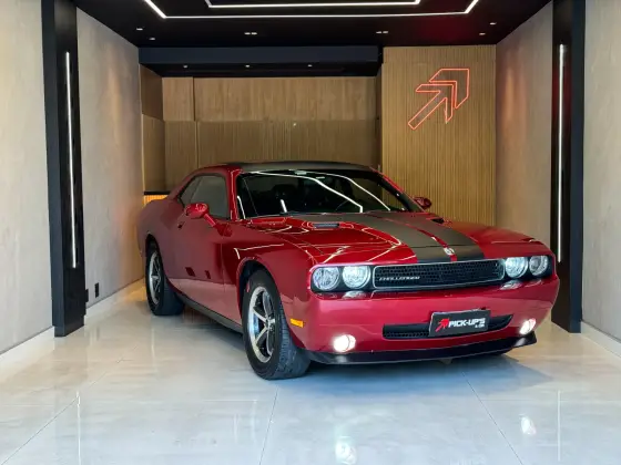 DODGE CHALLENGER 2010