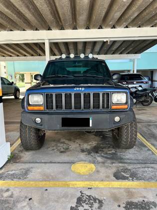 JEEP CHEROKEE 2000