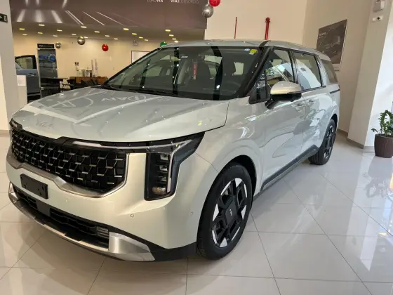 KIA CARNIVAL 2025