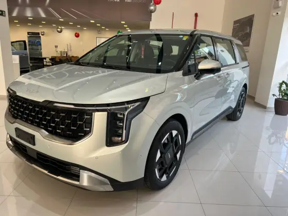 KIA CARNIVAL 2025