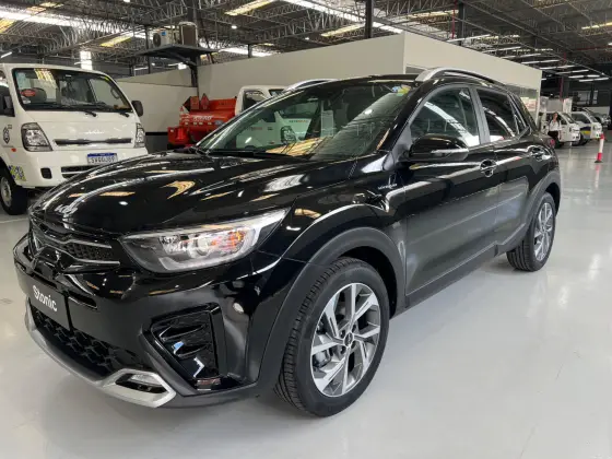 KIA STONIC 2025
