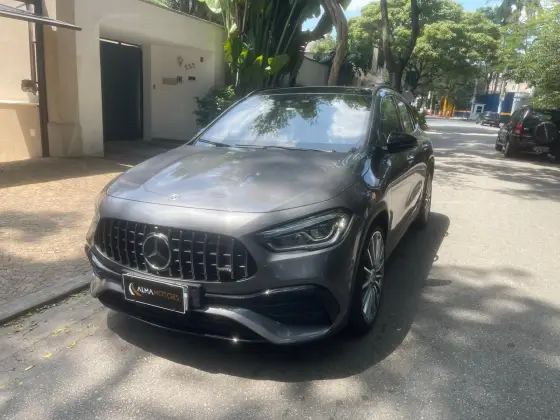 MERCEDES-BENZ GLA 35 AMG 2022