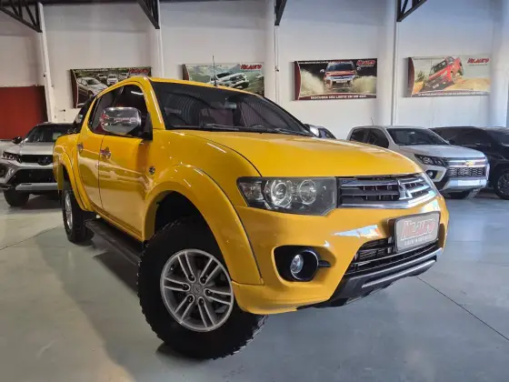 MITSUBISHI L200 TRITON 2015