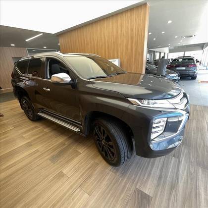 MITSUBISHI PAJERO SPORT 2024