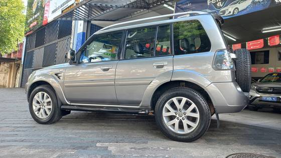 MITSUBISHI PAJERO TR4 2012