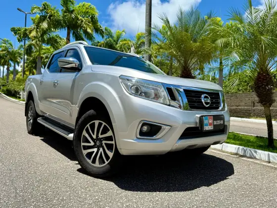 NISSAN FRONTIER 2021
