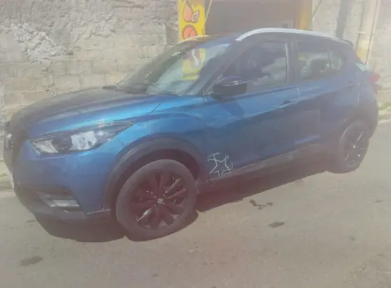 NISSAN KICKS 2020