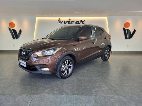 NISSAN KICKS 2020