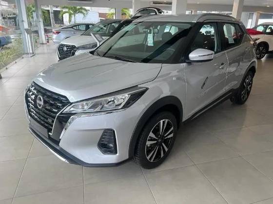 NISSAN KICKS PLAY 2025