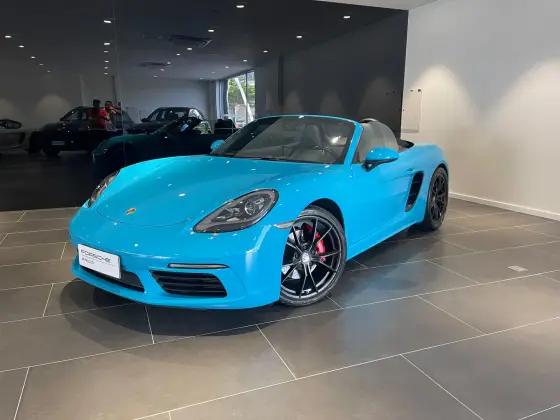 PORSCHE 718 2017