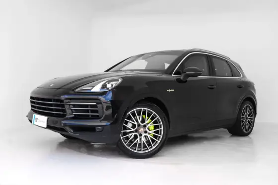 PORSCHE CAYENNE 2022