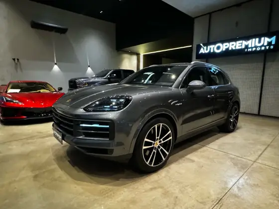 PORSCHE CAYENNE 2024