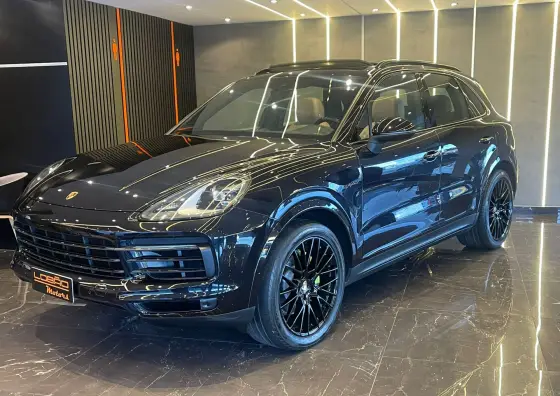 PORSCHE CAYENNE 2020