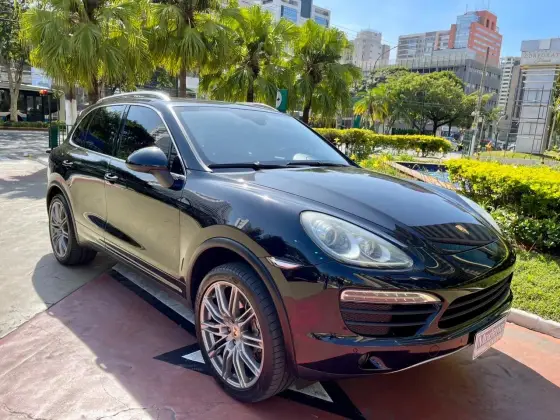 PORSCHE CAYENNE 2012
