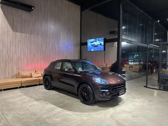 PORSCHE MACAN 2021