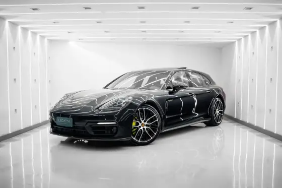 PORSCHE PANAMERA 2023