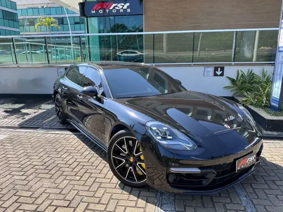 PORSCHE PANAMERA 2018