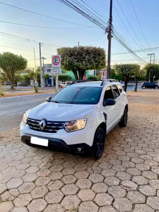 RENAULT DUSTER 2023