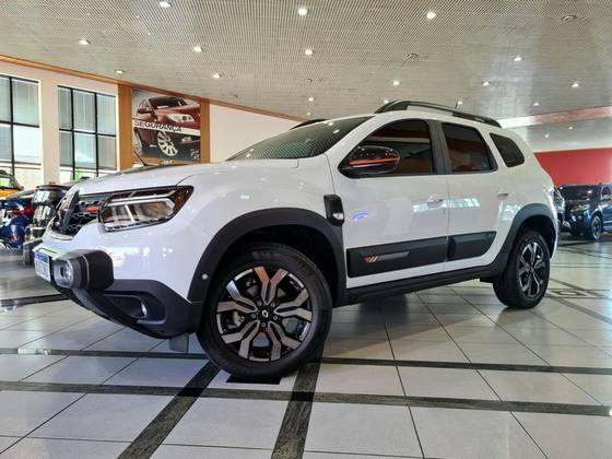 RENAULT DUSTER 2025