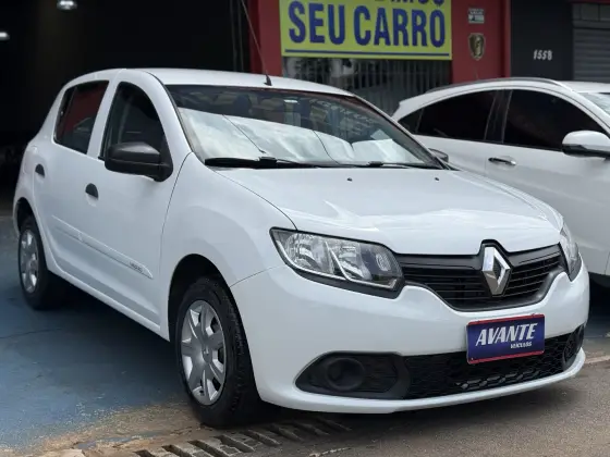 RENAULT SANDERO 2020