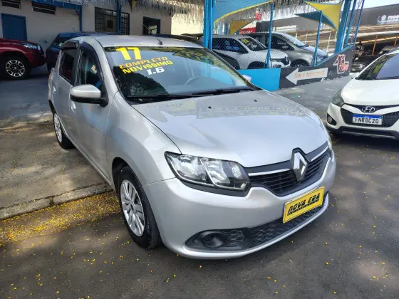RENAULT SANDERO 2017