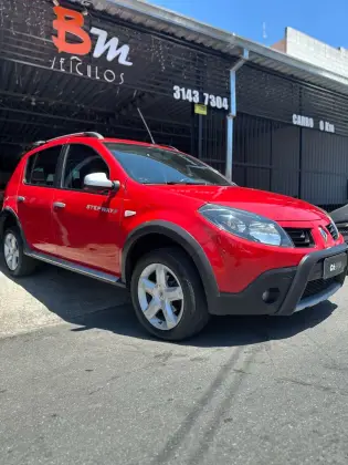 RENAULT SANDERO 2010