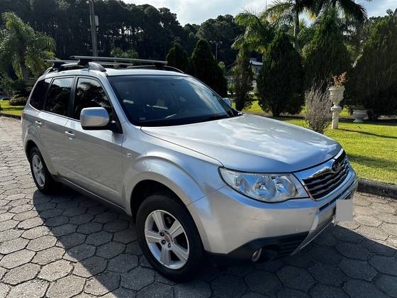 SUBARU FORESTER 2010