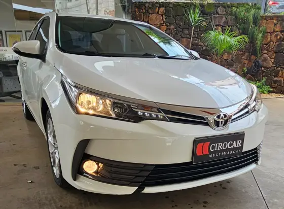 TOYOTA COROLLA 2018