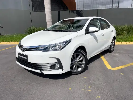 TOYOTA COROLLA 2018