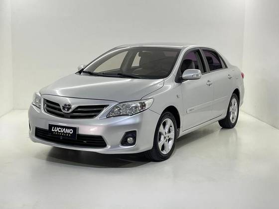 TOYOTA COROLLA 2013
