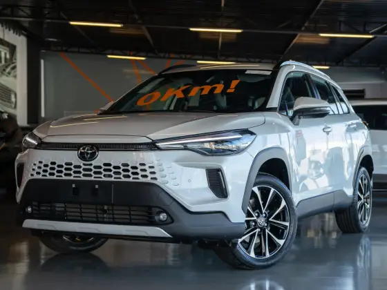 TOYOTA COROLLA CROSS 2026