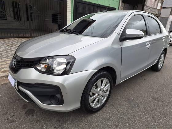 TOYOTA ETIOS 2020