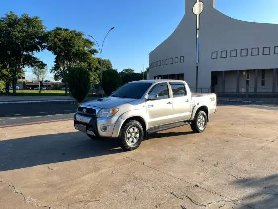 TOYOTA HILUX 2006