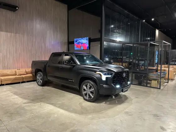 TOYOTA TUNDRA 2022