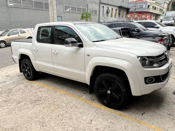 VOLKSWAGEN AMAROK 2014