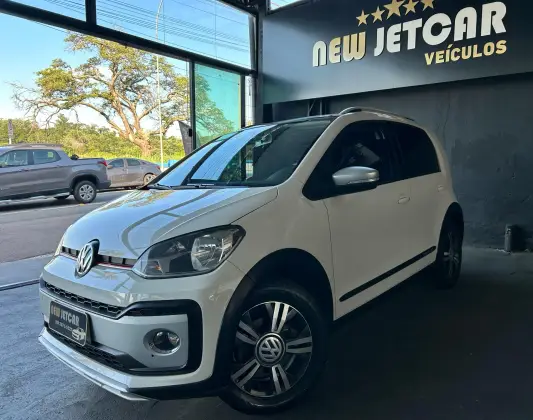 VOLKSWAGEN CROSS UP 2018