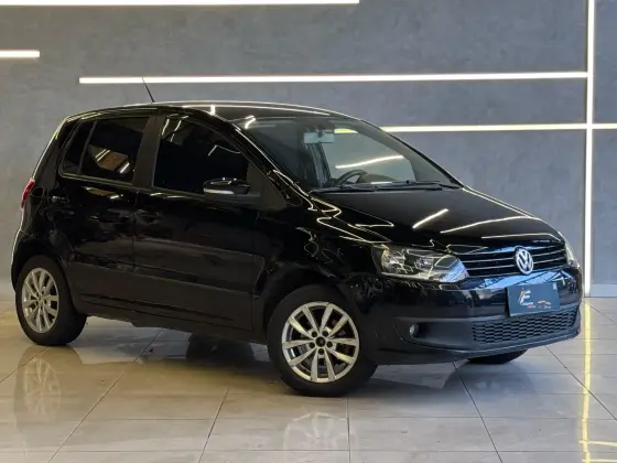 VOLKSWAGEN FOX 2014