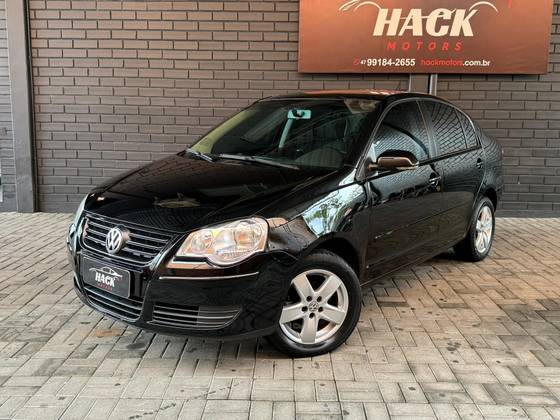VOLKSWAGEN POLO SEDAN 2011