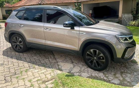 VOLKSWAGEN TAOS 2022