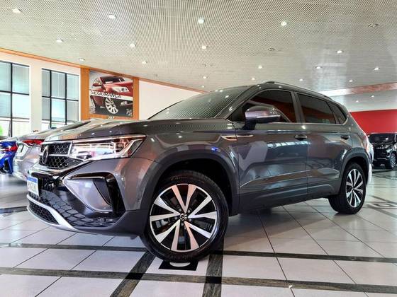 VOLKSWAGEN TAOS 2023