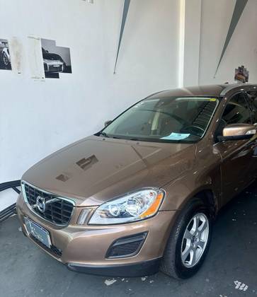 VOLVO XC60 2012