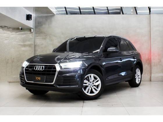 AUDI Q5 2020