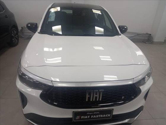 FIAT FASTBACK 2025