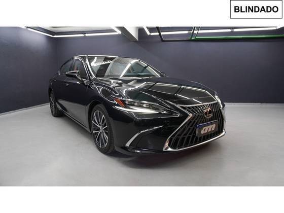 LEXUS ES 300h 2023