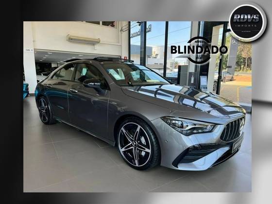 MERCEDES-BENZ CLA 35 AMG 2025